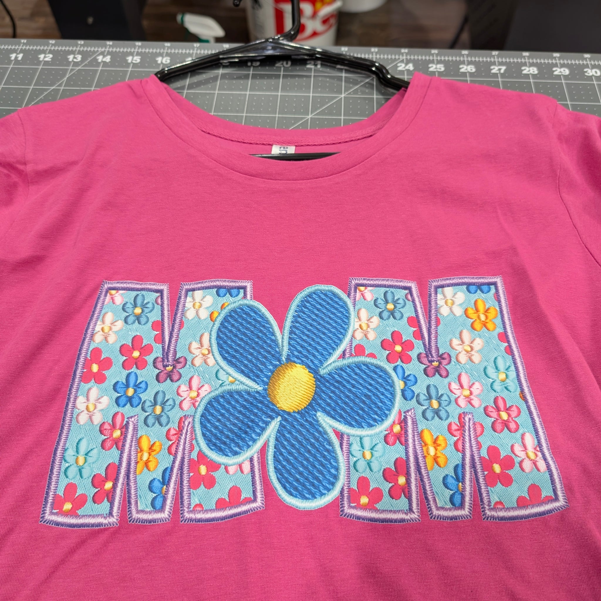 MOM Flower T-Shirt