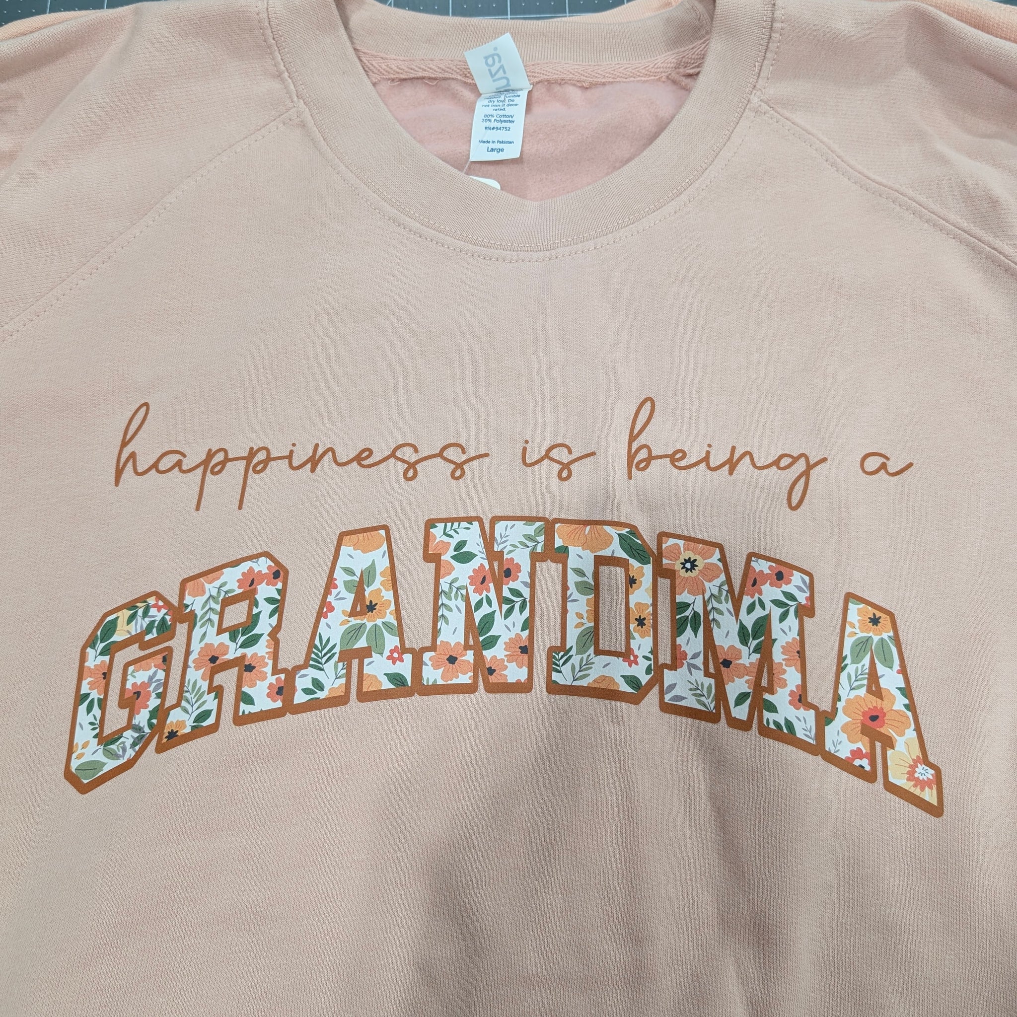 Flower Happiness Is Being A Grandma Crew